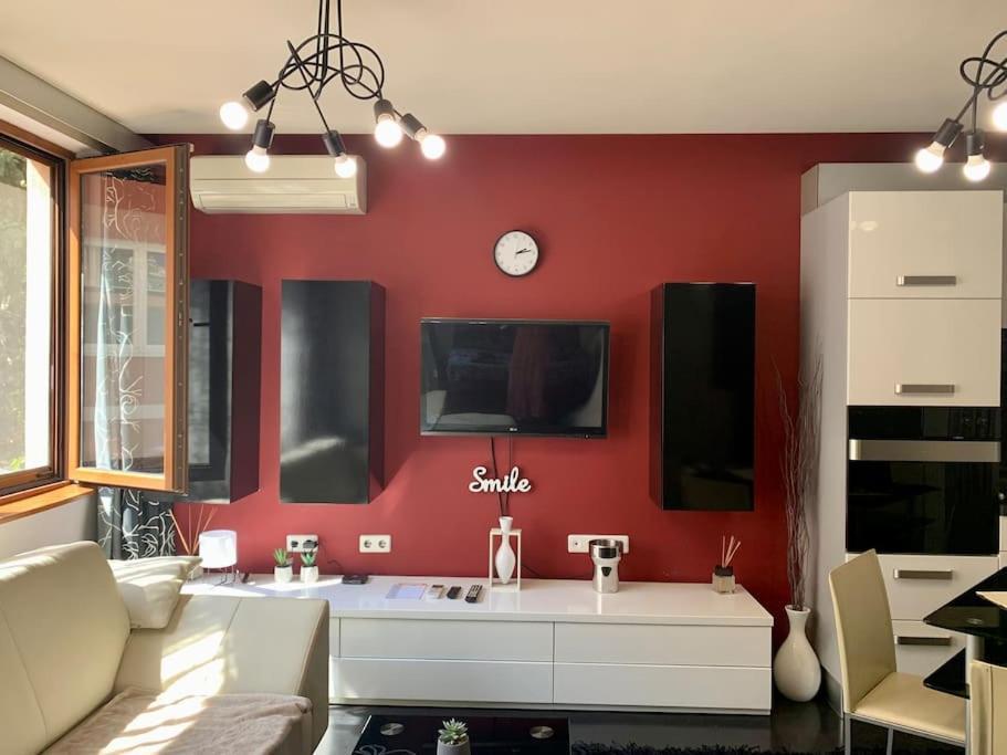 Lovely Sofia Apartment Katerina With Free Parking ภายนอก รูปภาพ