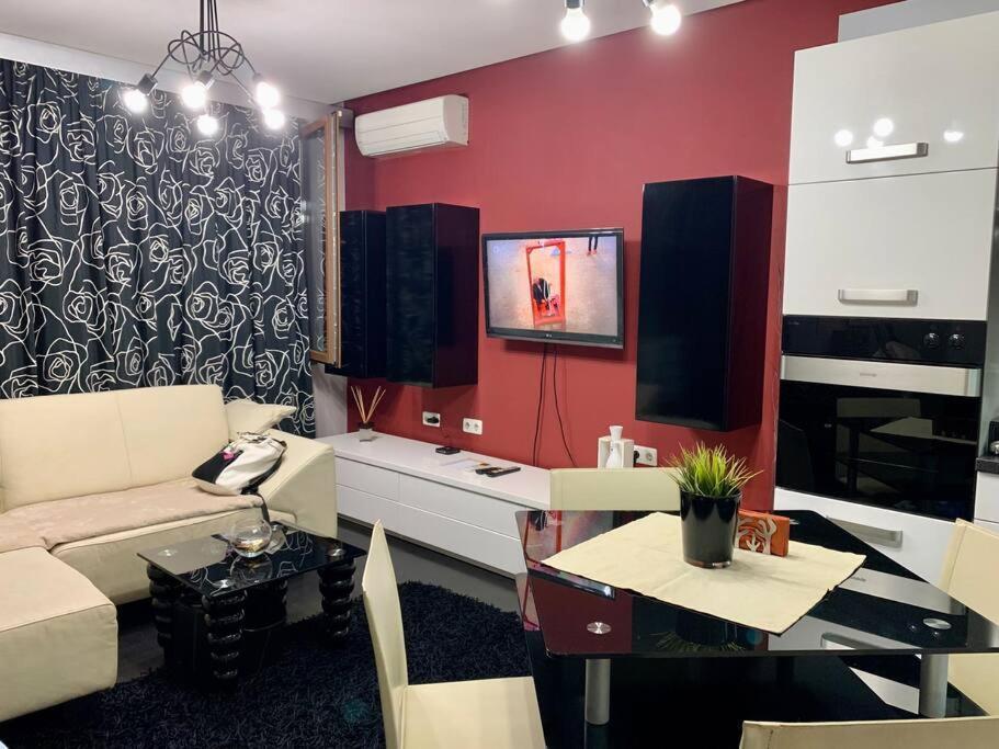 Lovely Sofia Apartment Katerina With Free Parking ภายนอก รูปภาพ