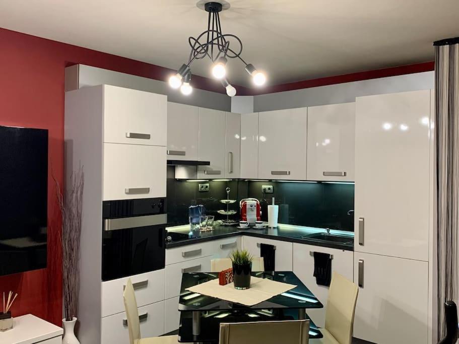 Lovely Sofia Apartment Katerina With Free Parking ภายนอก รูปภาพ