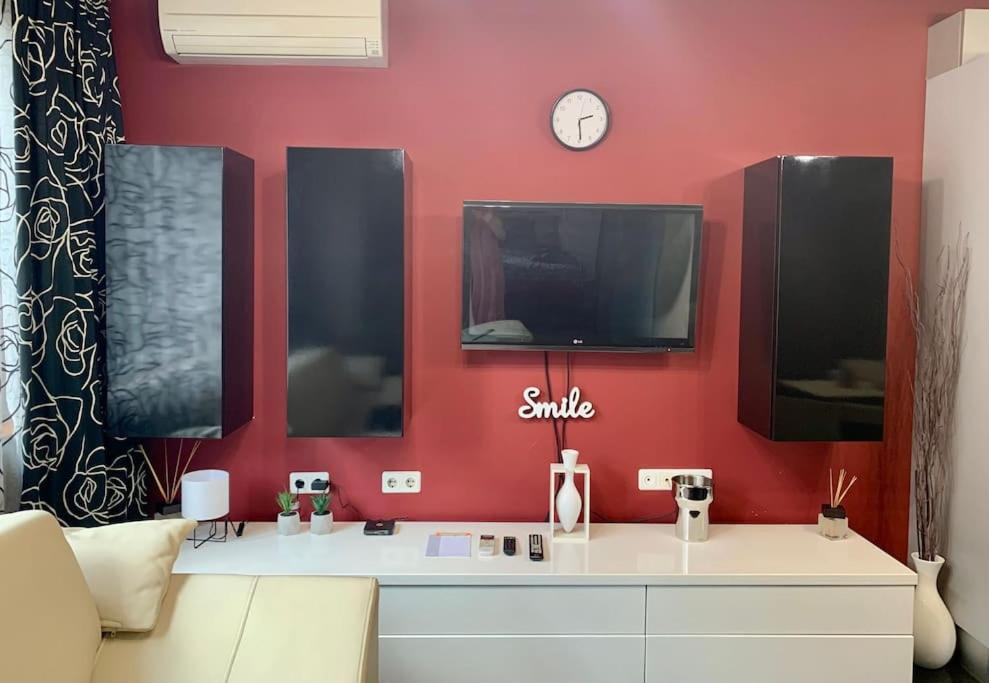 Lovely Sofia Apartment Katerina With Free Parking ภายนอก รูปภาพ